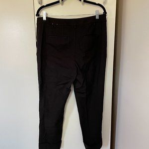 White House Black Market Stretch Pants in Black, Size 10
